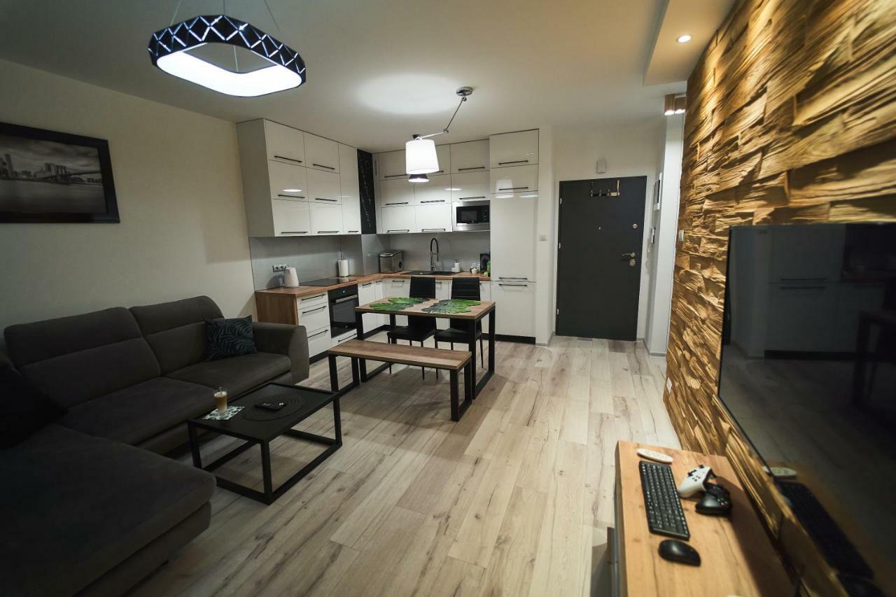 Apartament - Jacuzzi Rzeszów Esterno foto